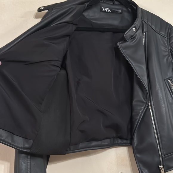 ZARA Black MOTO style pleather ZIP jacket- like new in Sz. XXL - Picture 10 of 16